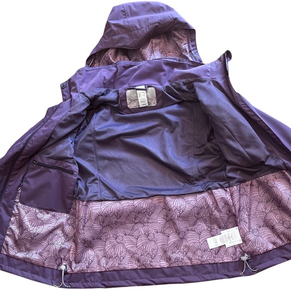 Rain jacket very good condition ! - Picture 5 of 12